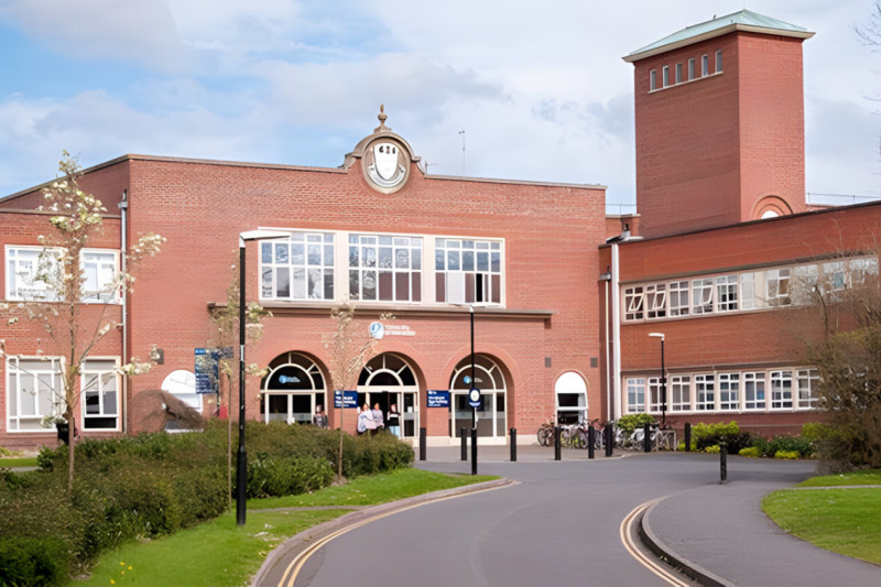 Worcester-london-st-jhons-campus-mla-2 (1)