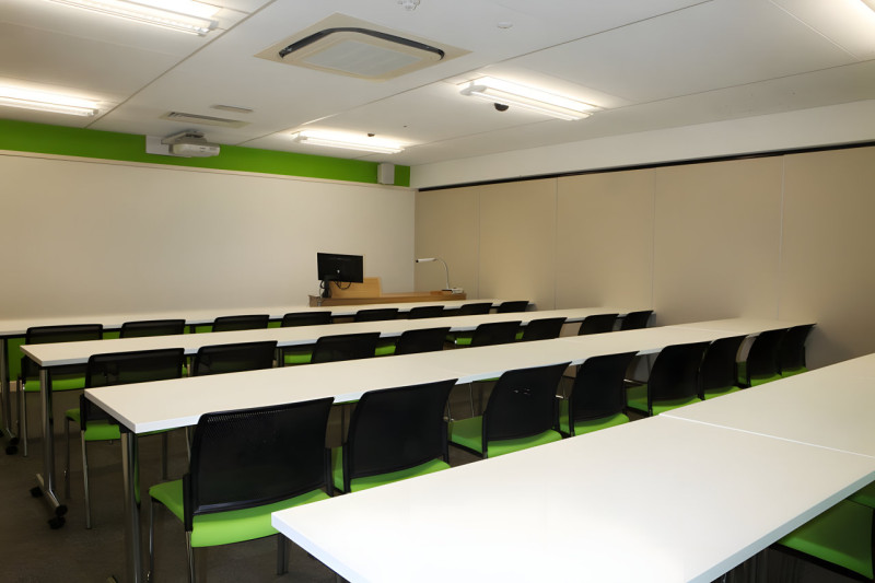 Worcester-london-st-jhons-campus-mla-8