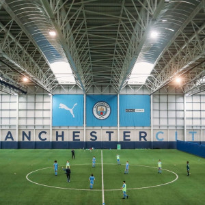 Stage-football-Manchester-City