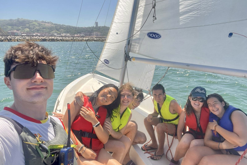 f41a1142-4e12-4bc3-b8e3-dd1244a37a35