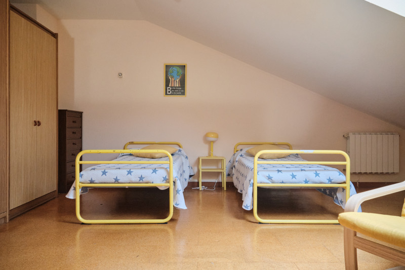 Room 1 - World Camps