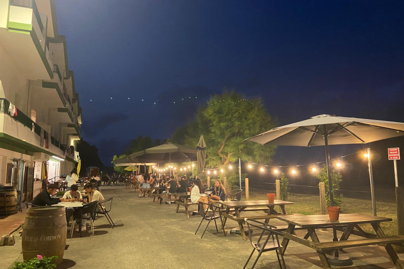 Berria Terraza de noche 1