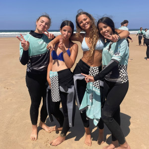 Chicas Mayores Surfcamp
