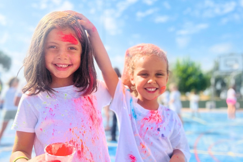 Actividades CBS Summer Camp - Fiesta de colores